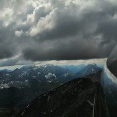 Verortung via Georeferenzierung der Kamera: Aufgenommen in der Nähe von Gemeinde Vomp, Österreich in 2500 Meter